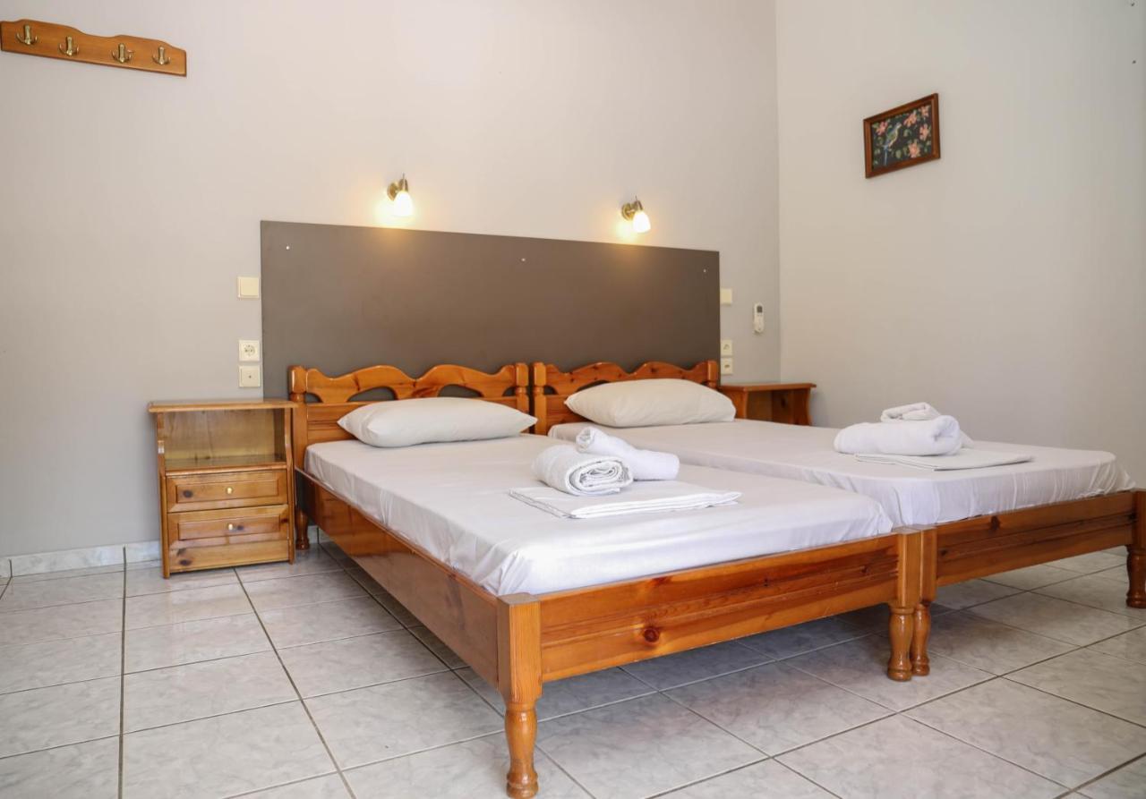 Ftelia Studios Skiathos Town Ngoại thất bức ảnh